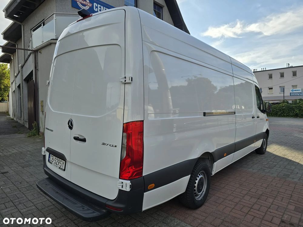 Mercedes-Benz Sprinter 317 - 4