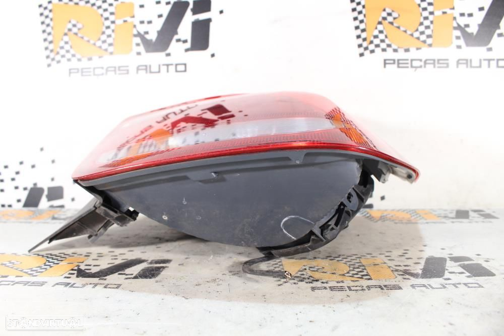 Farolim Direito Bmw 1 (F20)  Farolim Direito Bmw Serie 1 F20 / F21 - 4