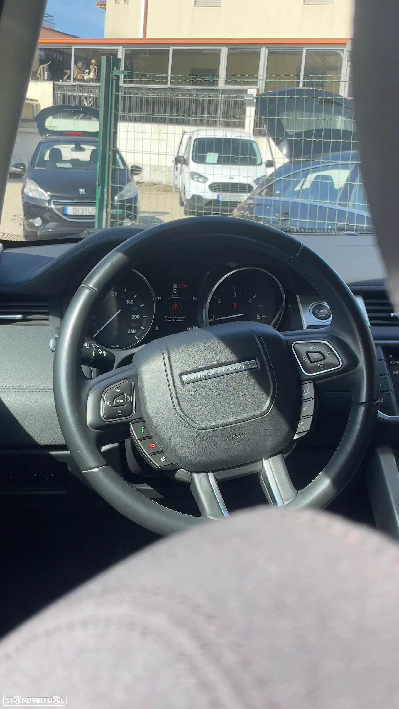 Land Rover Range Rover Evoque 2.0 TD4 Pure - 9