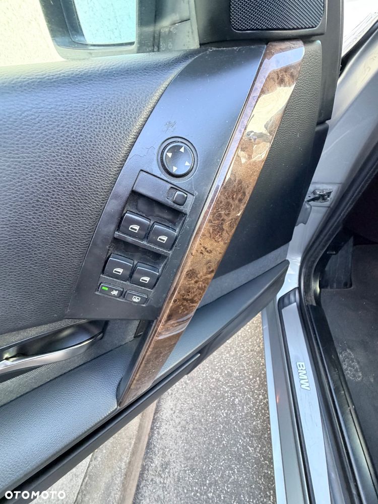 BMW Seria 5 523i - 13