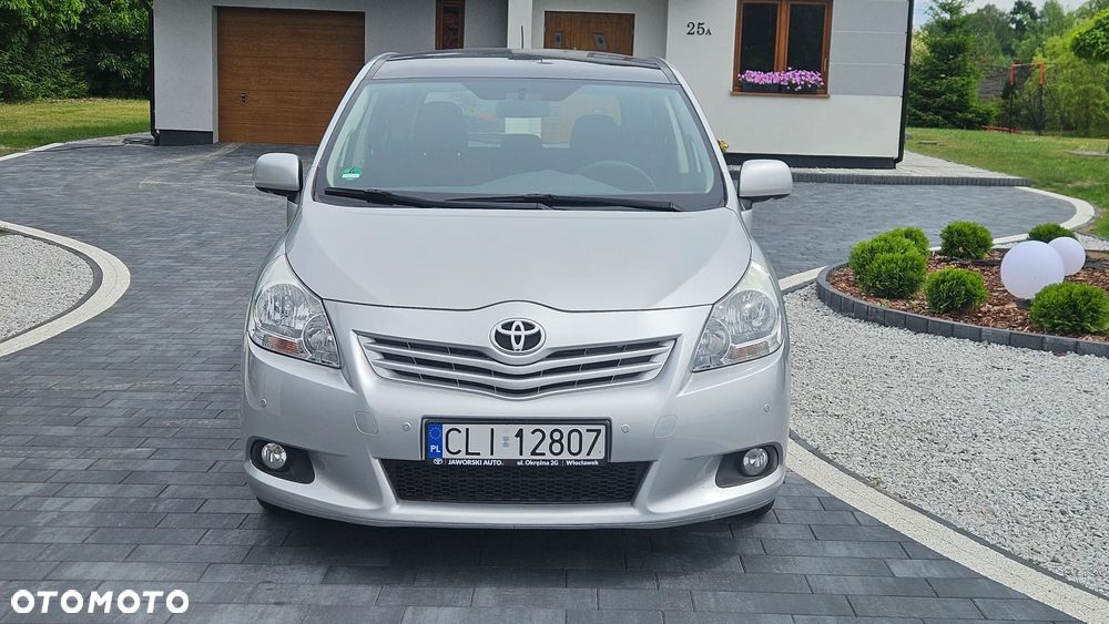 Toyota Verso - 2