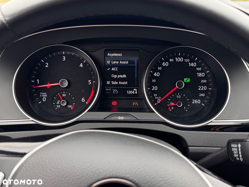 Volkswagen Passat 2.0 TDI BMT Highline DSG - 14