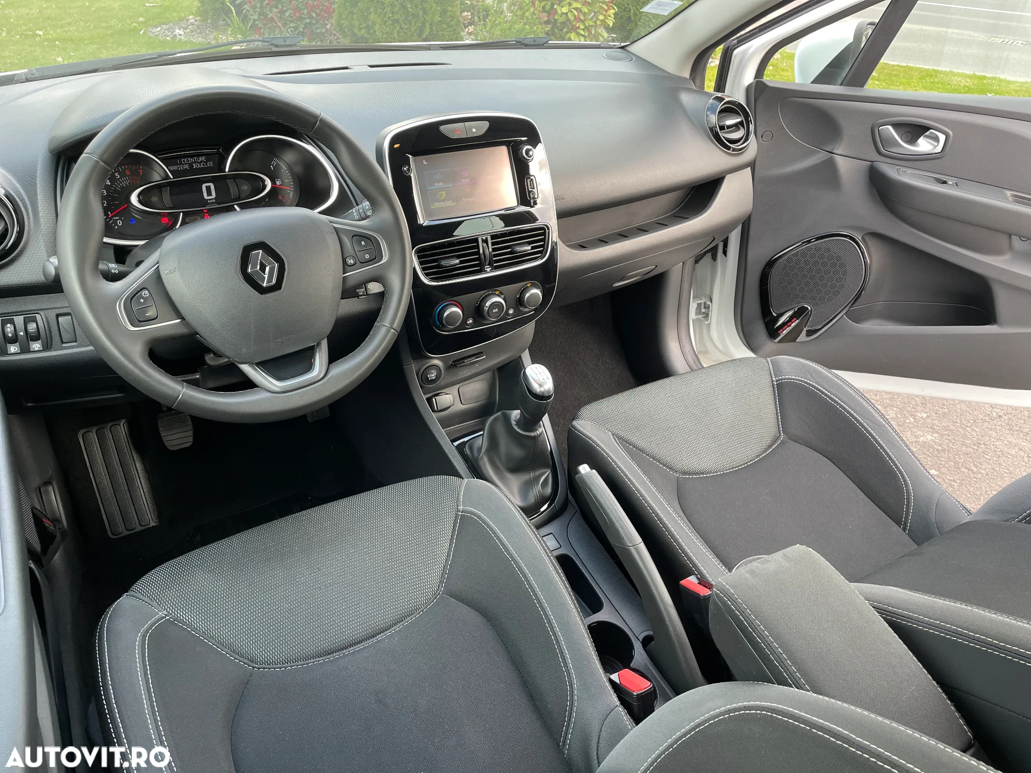 Renault Clio (Energy) TCe 90 Start & Stop LIMITED - 14