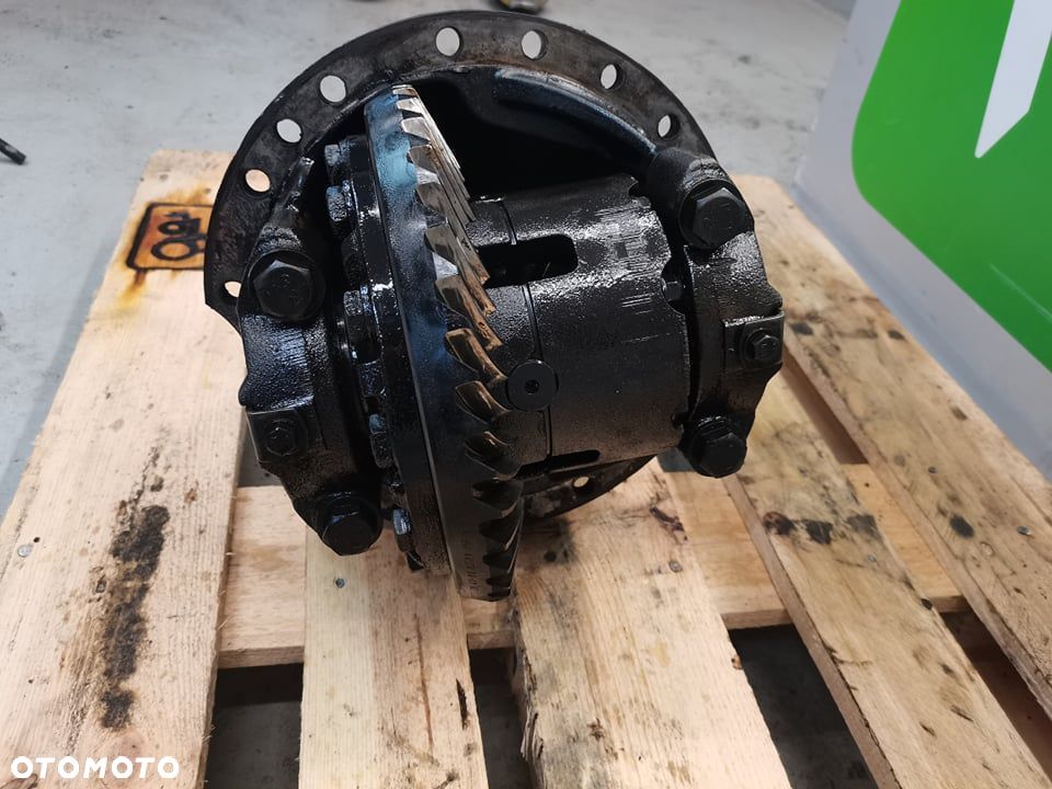 Case MX Magnum 2002r.{Mechanizm różnicowy} - 4