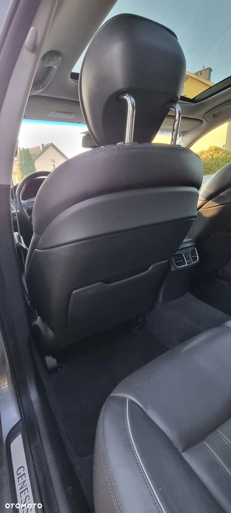 Genesis G80 - 22