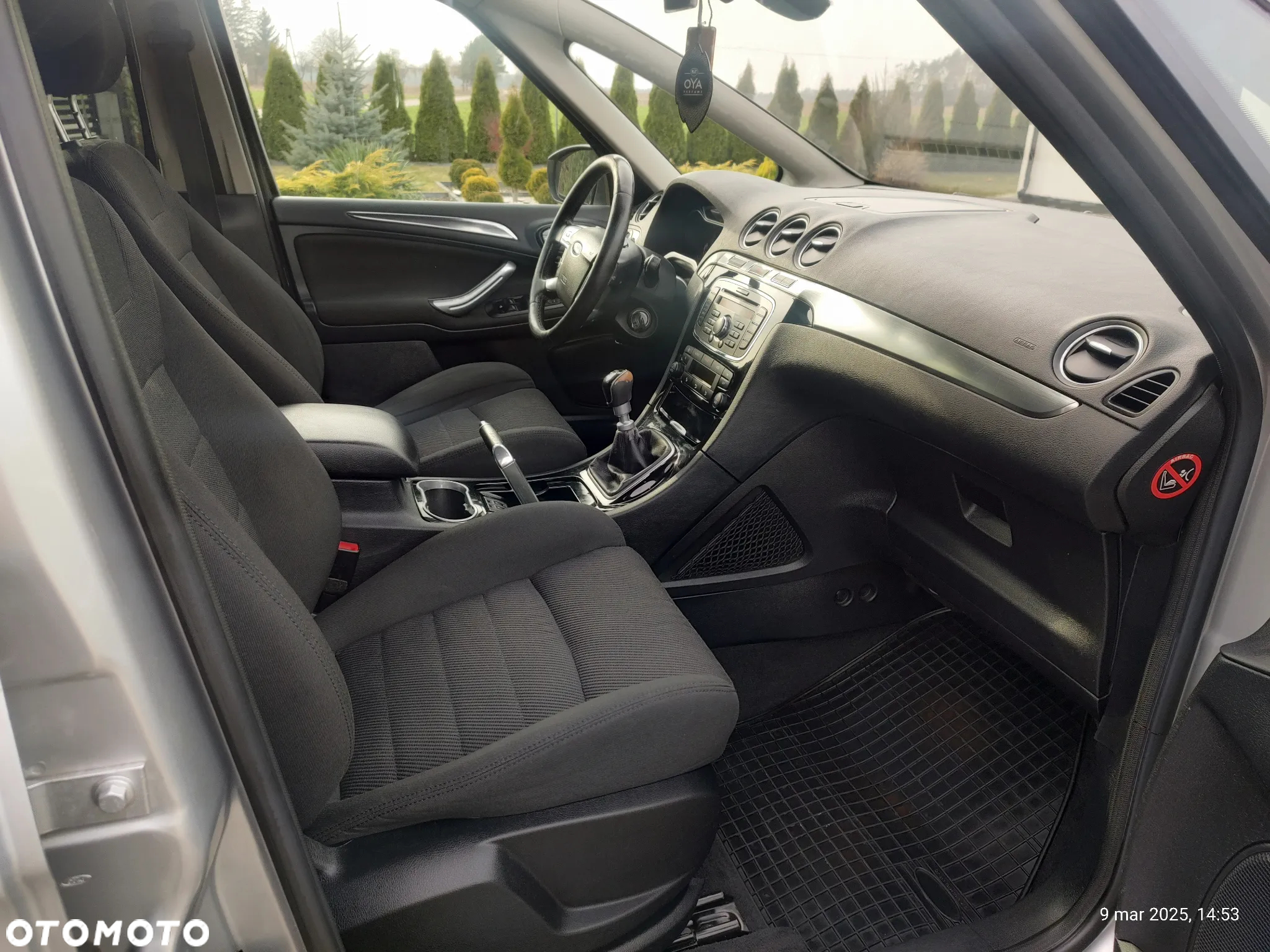 Ford S-Max - 10