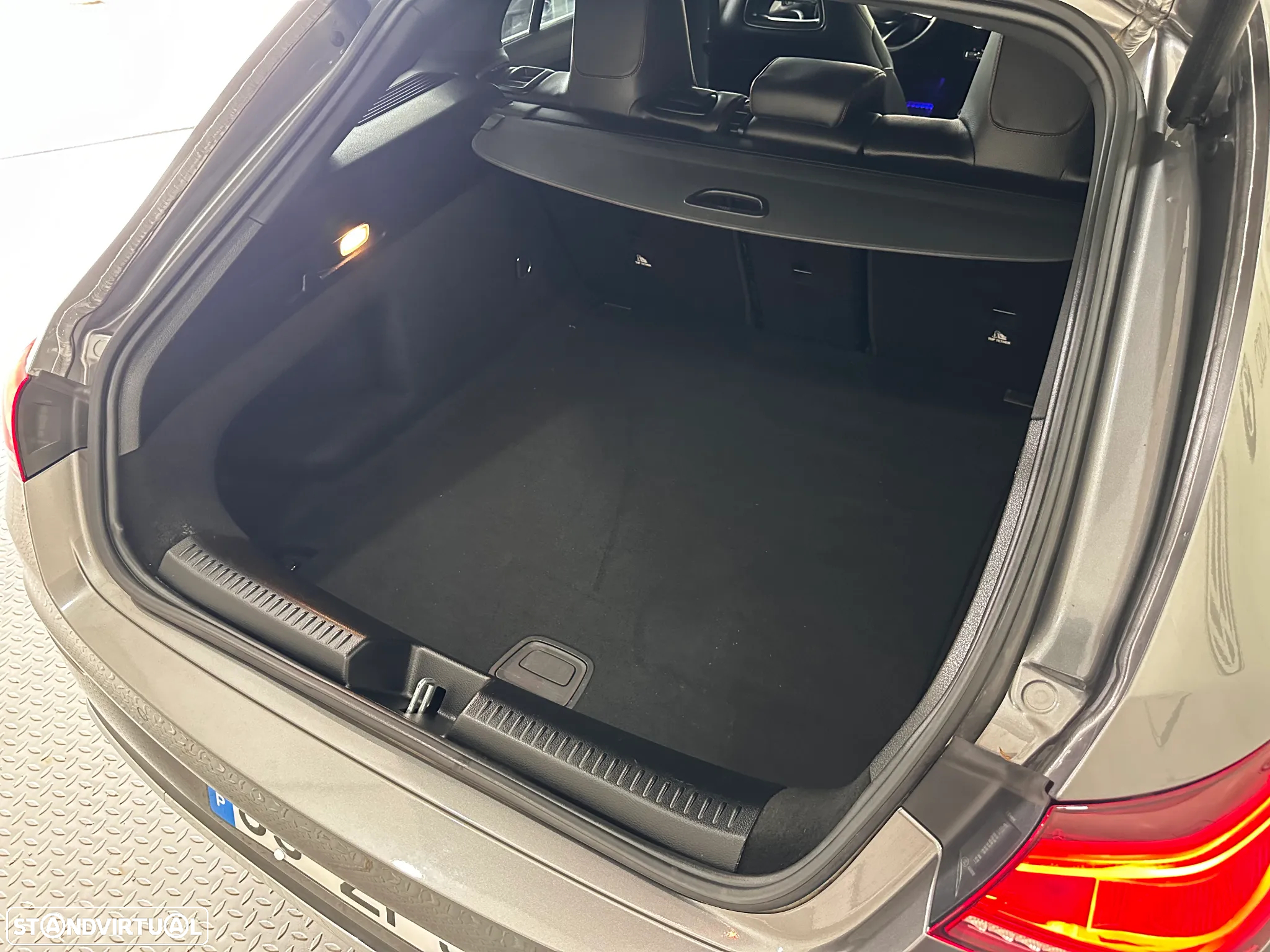 Mercedes-Benz CLA 180 d Shooting Brake AMG Line Aut. - 7
