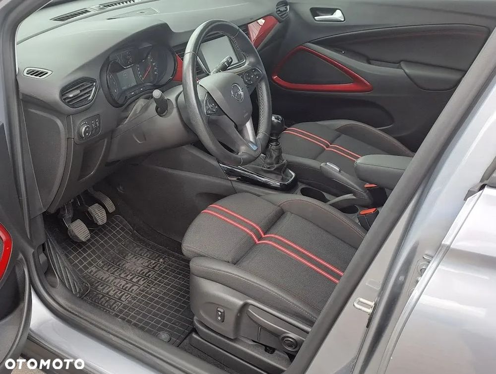 Opel Crossland X - 14