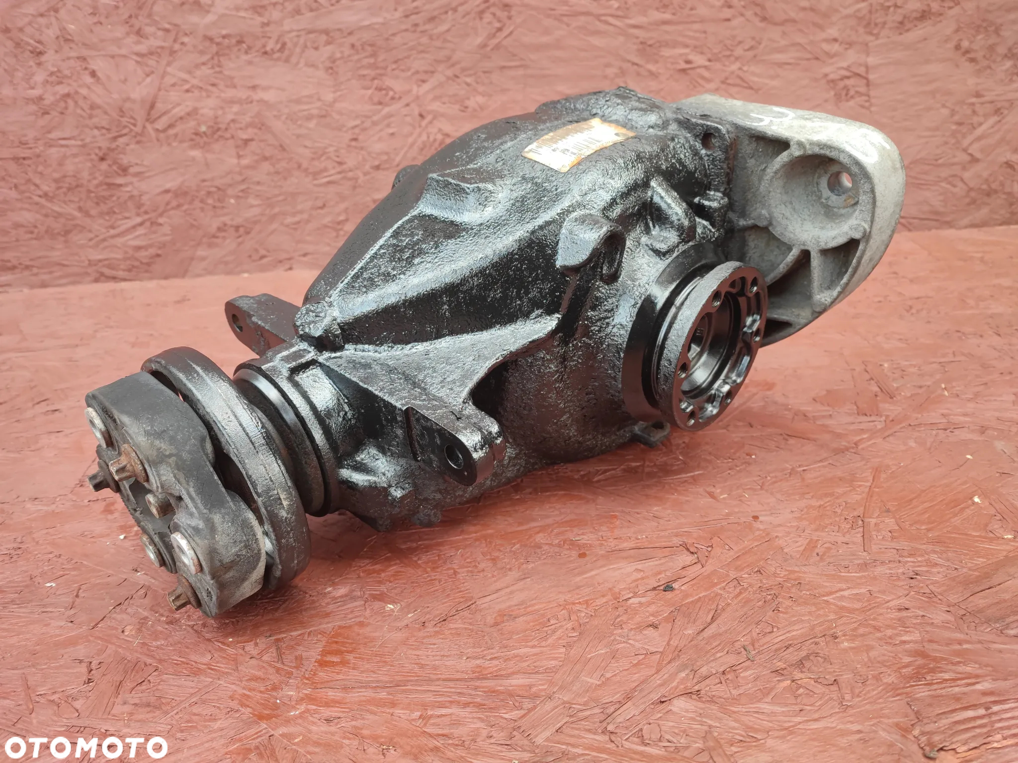 BMW E81 / E82 / E88 / E90LCI / E91 / E92 / E93 ORYGINALNY DYFERENCJAŁ TYŁ / DYFER TYŁ O PRZEŁOŻENIU 3.15 DO SILNIKÓW GAMY N47 ( N47D20 ) POD SKRZYNIĘ AUTOMAT O NR. 33 10 7 591 017 / 33 10 7 572 805 / 33 10 7 591 016 / 33 10 7 572 804 OEM W BARDZO DOBRYM STANIE - 11
