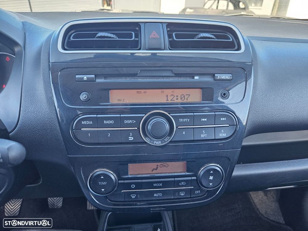 Mitsubishi Space Star 1.2 Intense - 28