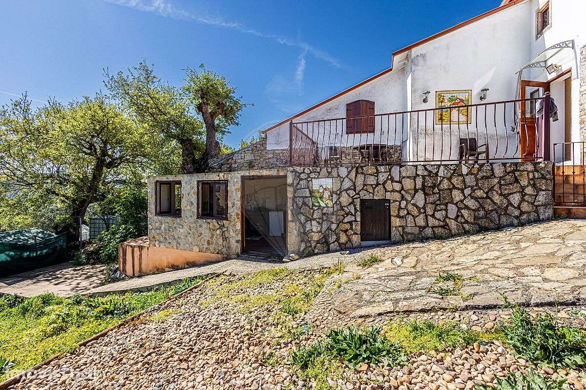 Moradia T2 para venda - Grande imagem: 3/50