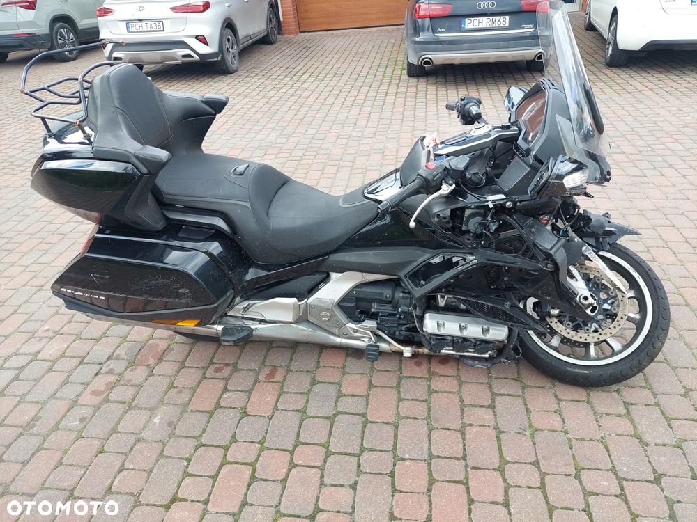 Honda GL - 6