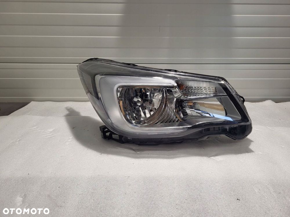 subaru forester iv sj lampa zw prawy przód - 1