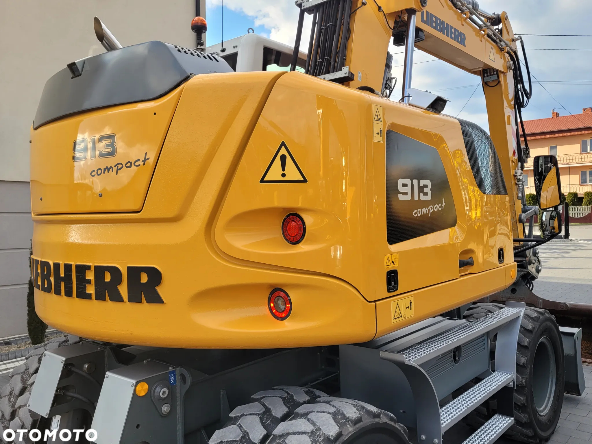 Liebherr A913 compact / 3400h / jak NOWA!!! / - 14