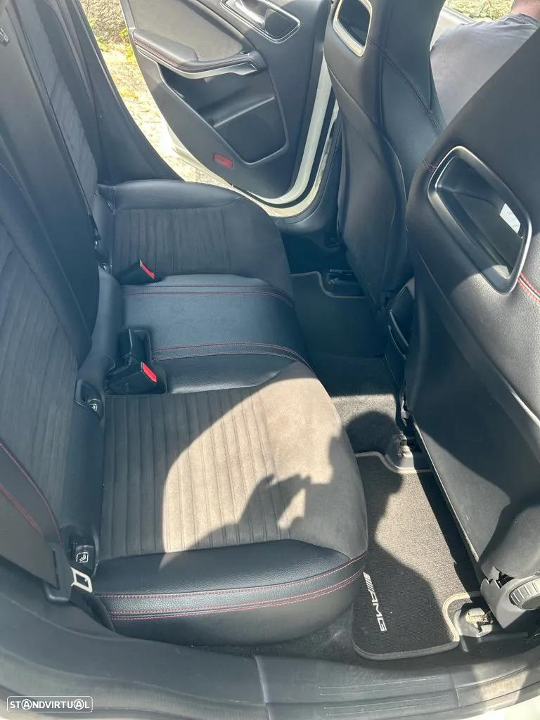 Mercedes-Benz CLA 180 d Shooting Brake AMG Line Aut. - 30