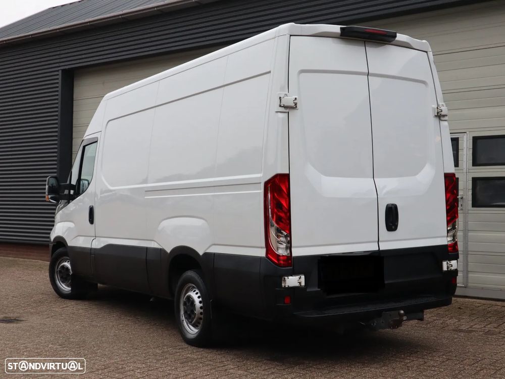 Iveco Daily 35-130 L2 H2 - 2