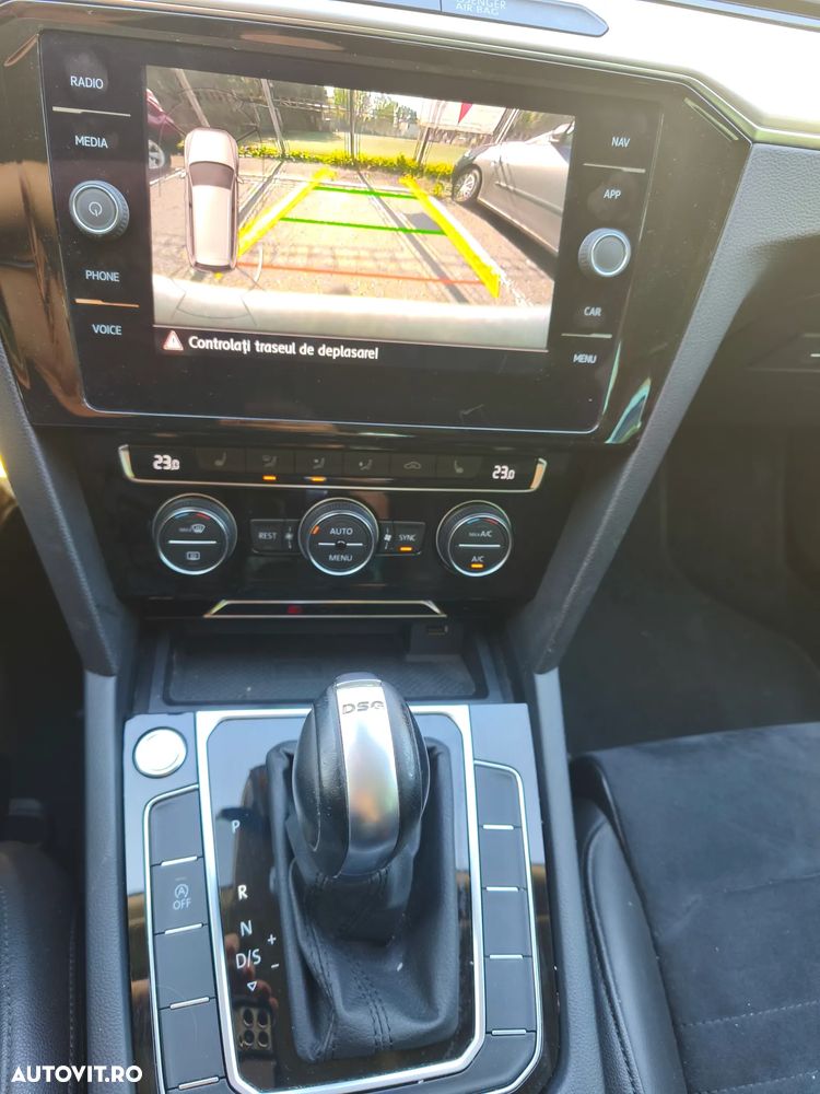 Volkswagen Passat 2.0 TDI DSG 4Motion Highline - 13