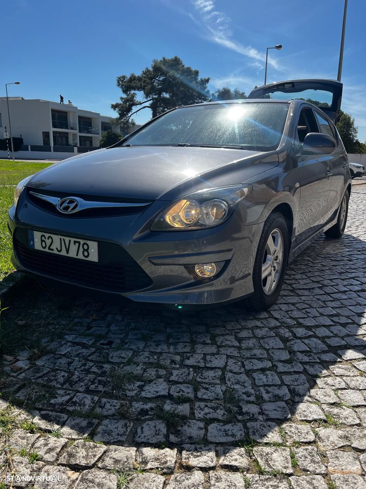Hyundai i30 1.6 CRDI Blue Comfort CPF - 7