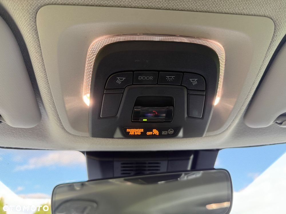 Toyota Corolla 1.8 Hybrid Comfort - 19
