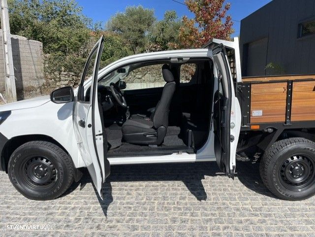 Toyota Hilux - 6