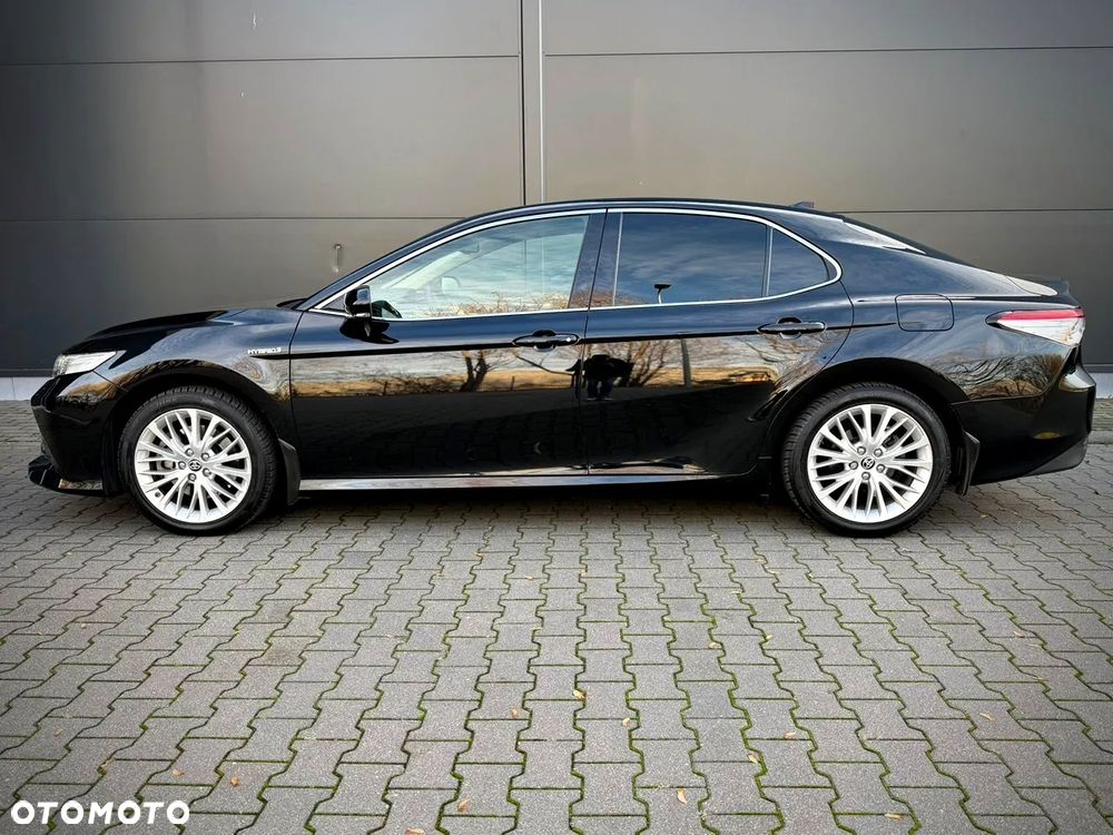 Toyota Camry 2.5 Hybrid Executive CVT - 3