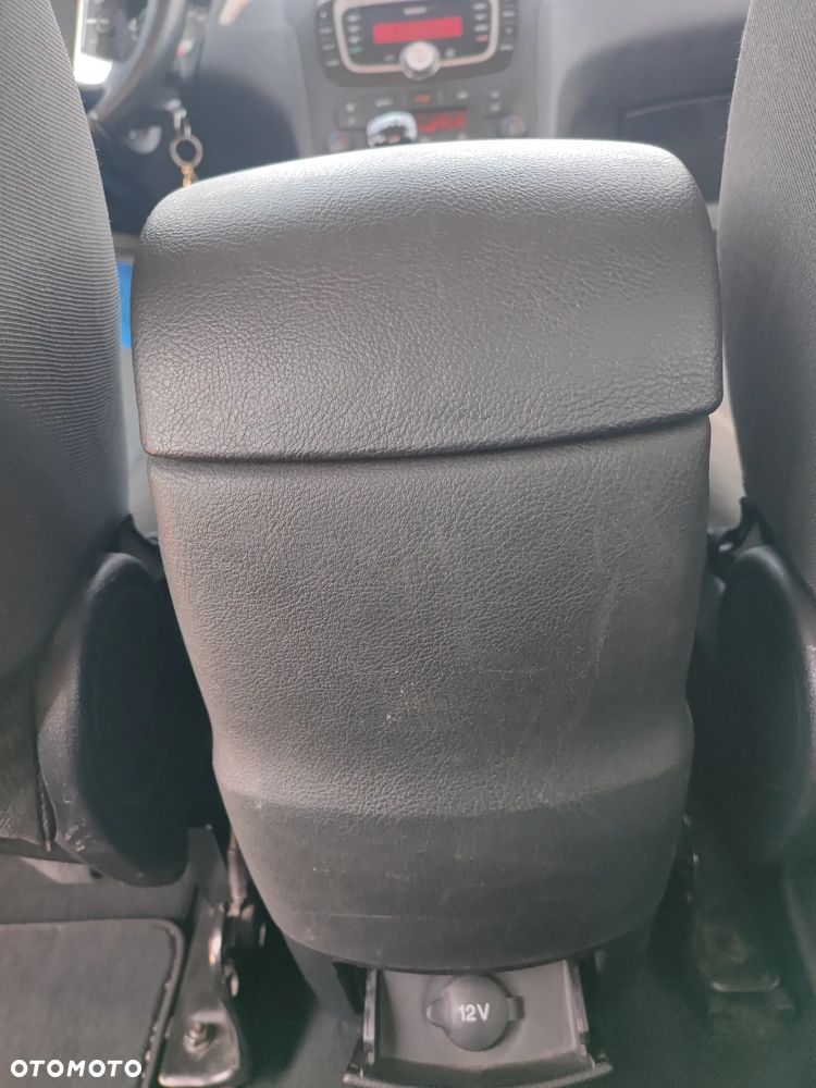 Ford Galaxy 2.0 TDCi Titanium - 18