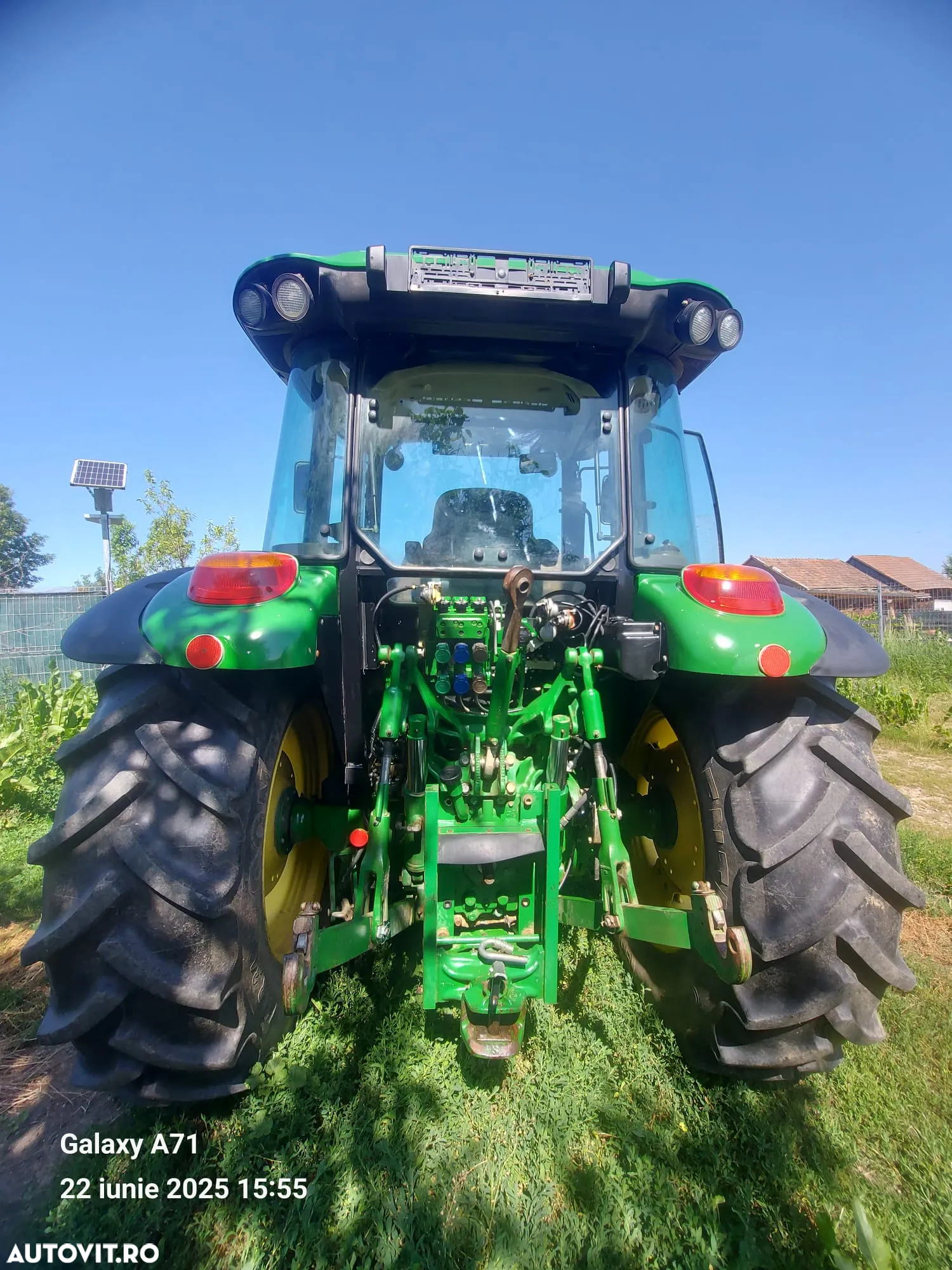 John Deere 5085M - 2