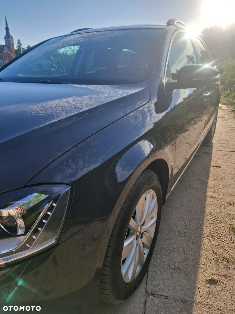 Volkswagen Passat 2.0 TDI BlueMotion Technology Highline - 25