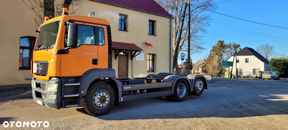 MAN TGS 2011r KRÓTKI ROZSTAW 390cm 3-y OSIOWY rama do zabudowy DMC 26t BECZKA ASENIZACJA - 1