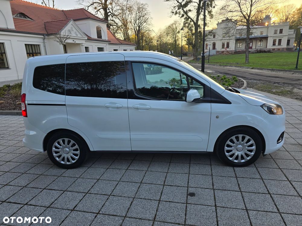 Ford Tourneo Courier 1.5 TDCi Titanium - 8