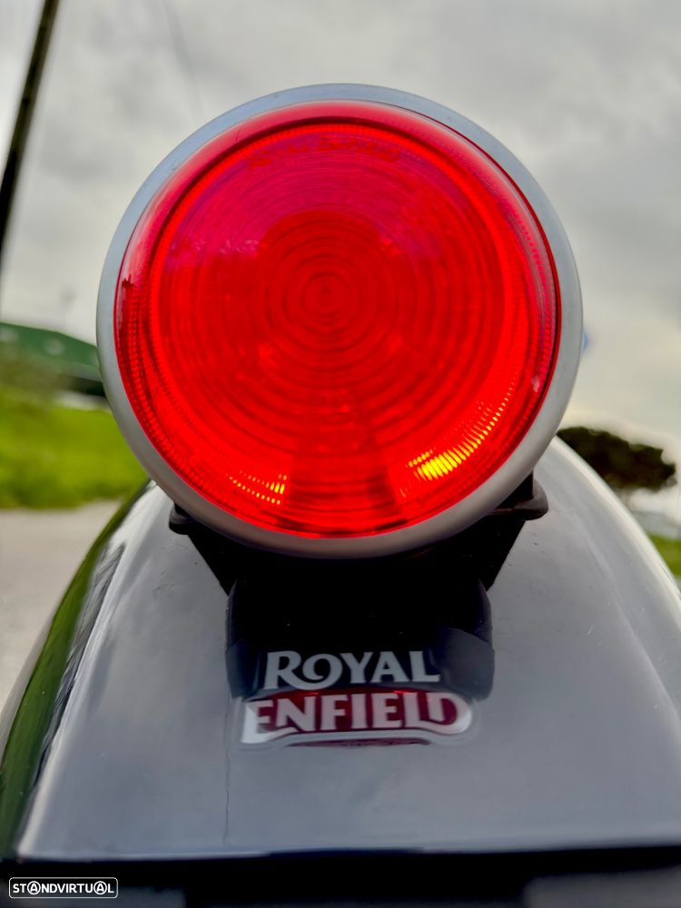 Royal Enfield Model G Shotgun 650 - 12