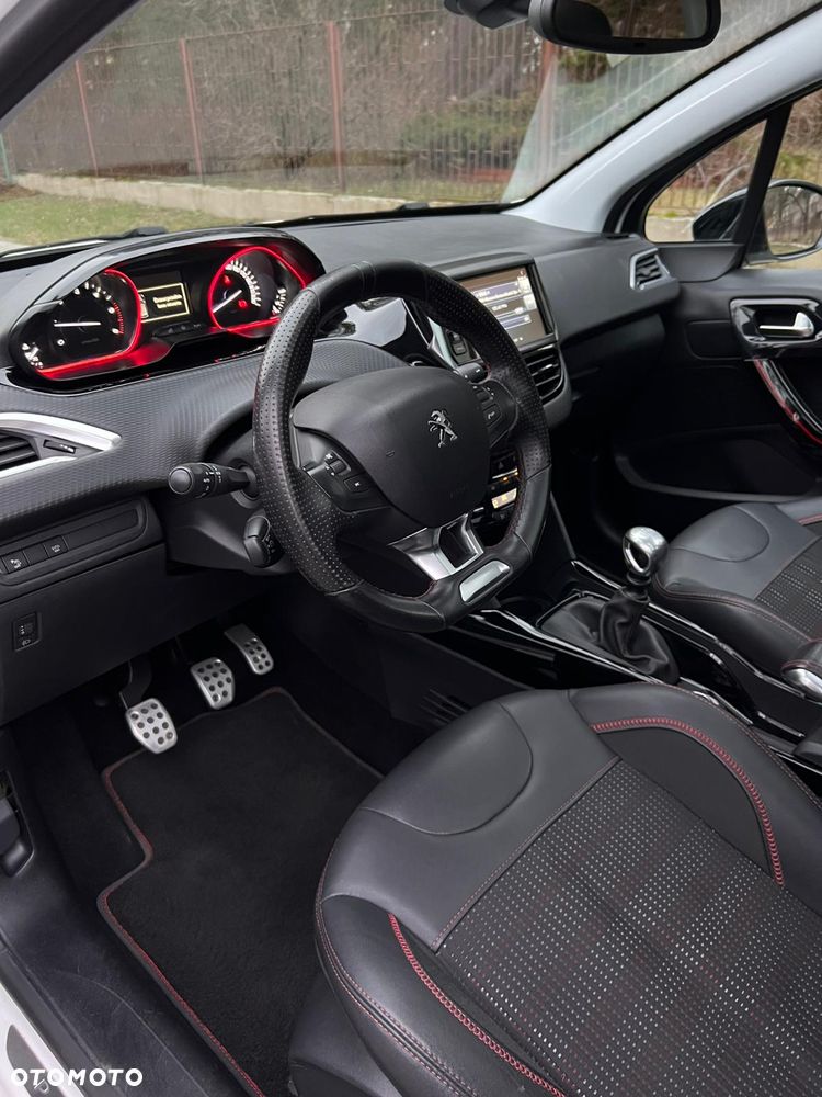 Peugeot 2008 BlueHDi FAP 120 STOP & START GT-Line Edition - 8