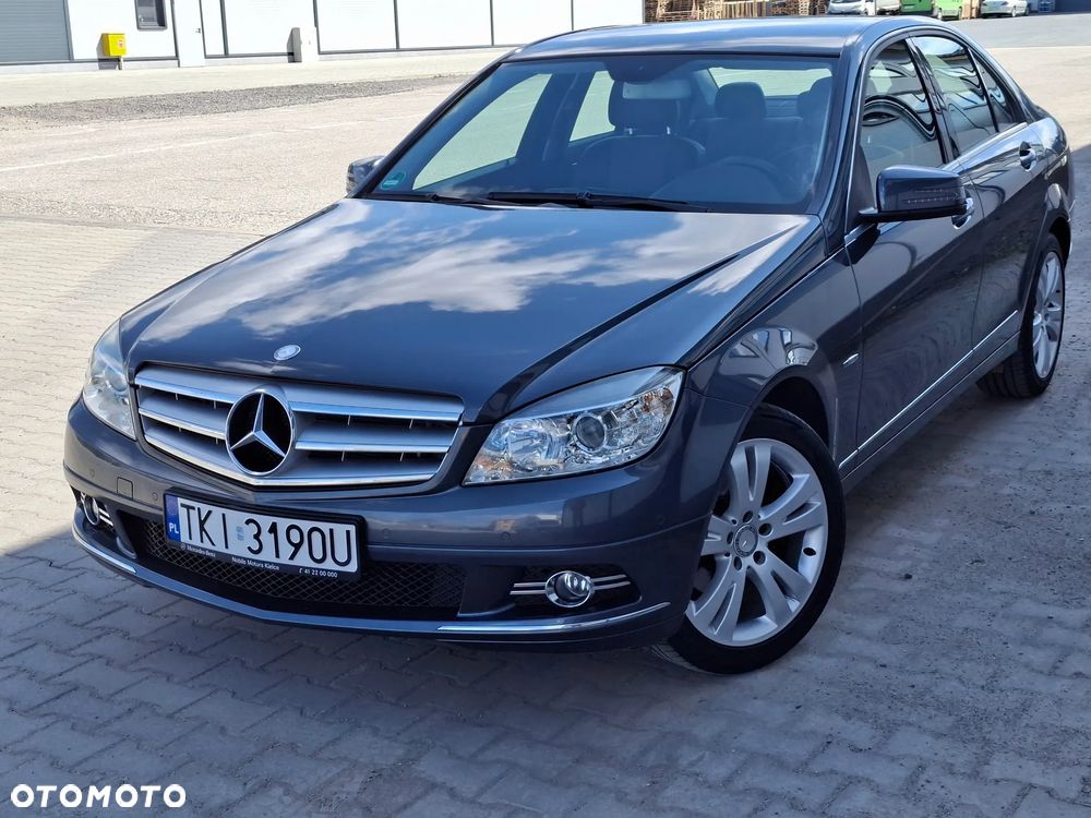 Mercedes-Benz Klasa C 180 CGI BlueEFFICIENCY Avantgarde - 1