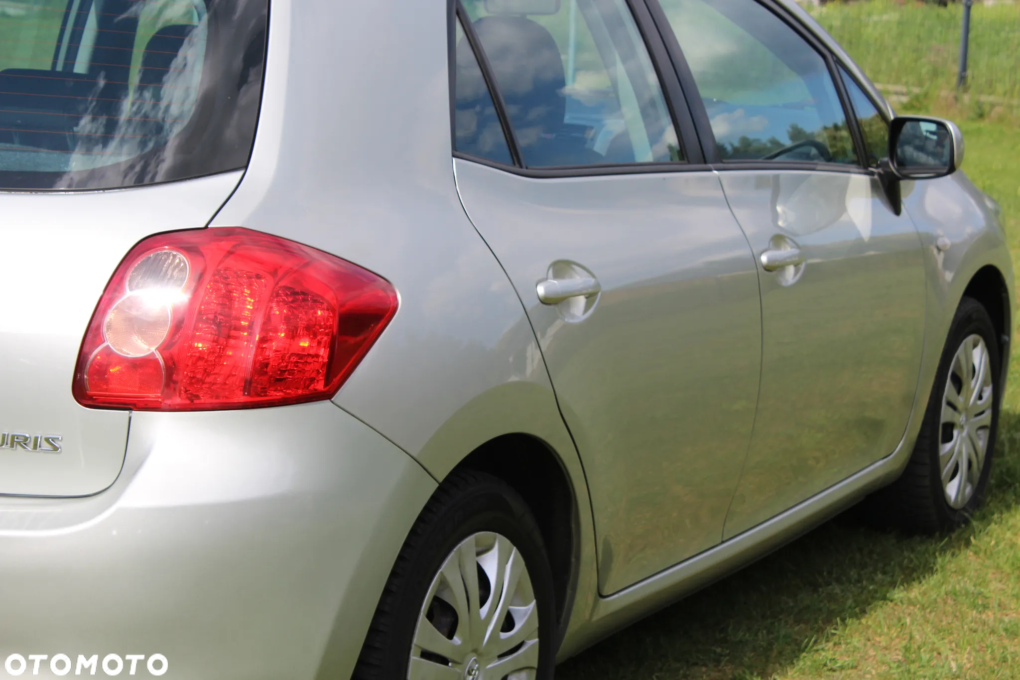 Toyota Auris 1.6 VVT-i Executive - 9