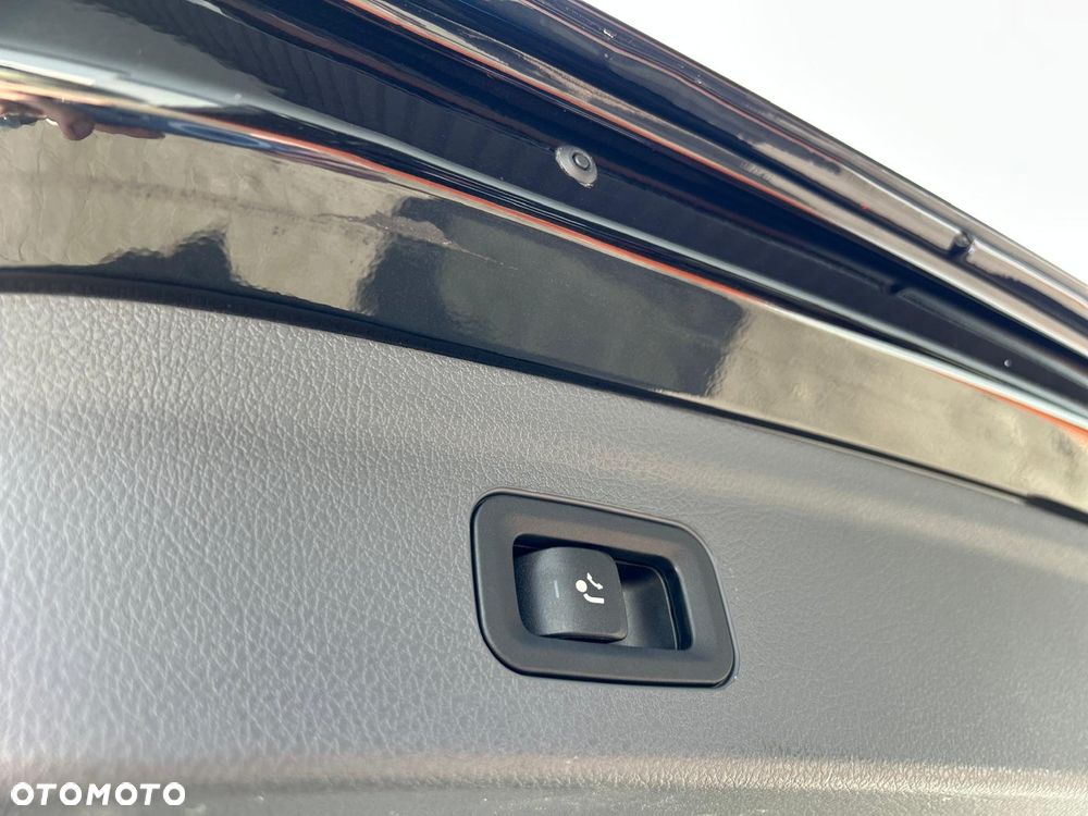 Mercedes-Benz GLE - 30