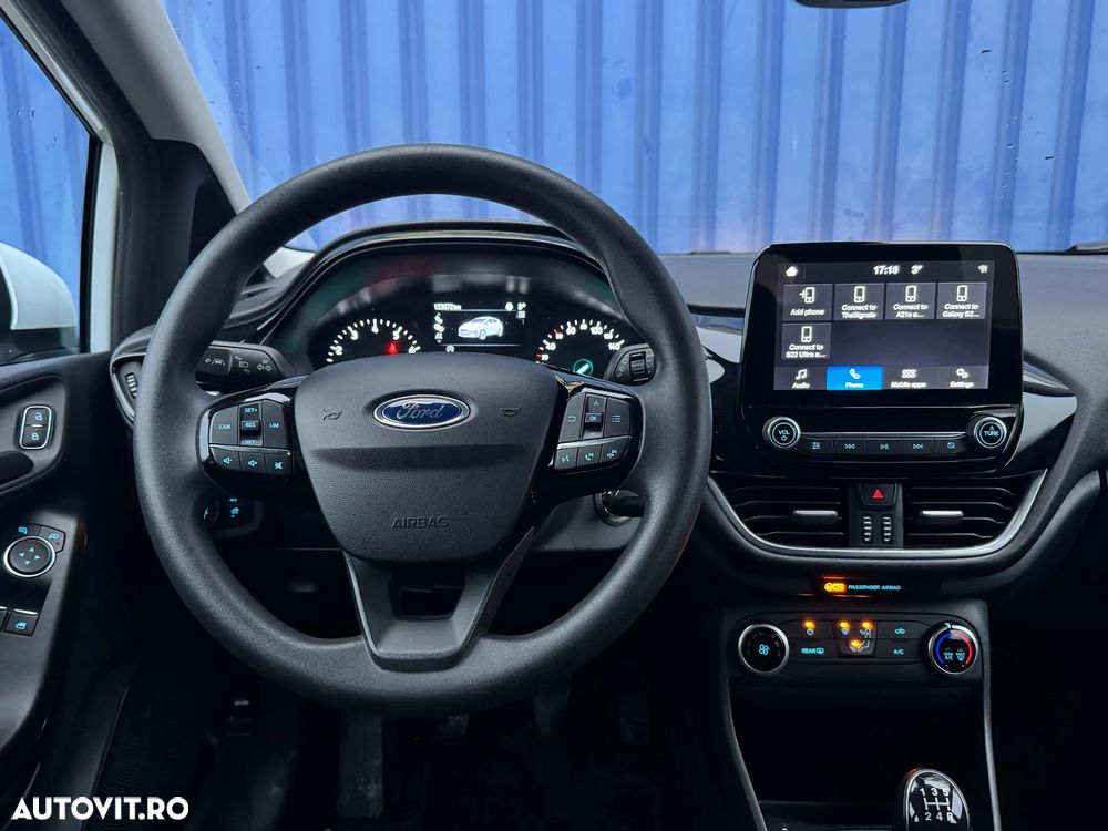 Ford Fiesta 1.1 Trend Connected - 8