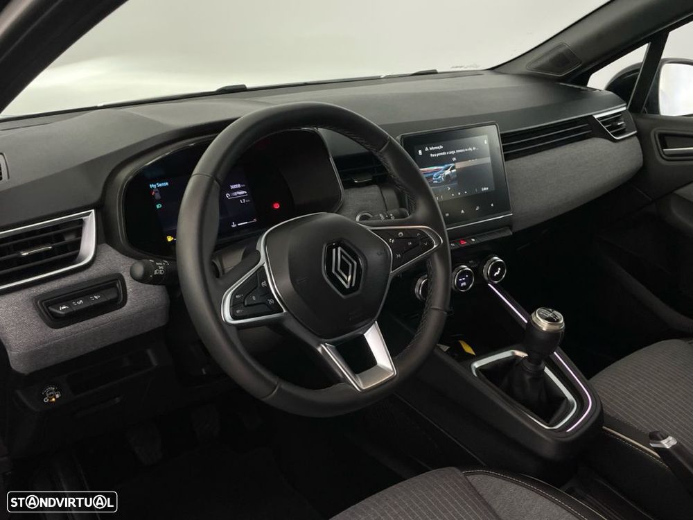 Renault Clio 1.0 TCe Techno Bi-Fuel - 16