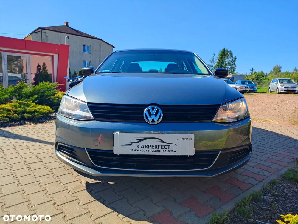 Volkswagen Jetta - 3