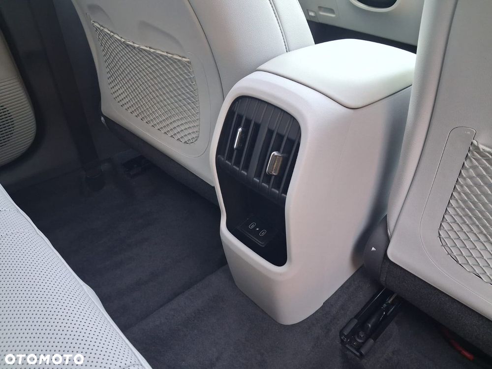 Hyundai Kona 1.6 GDI Hybrid Platinum DCT - 24