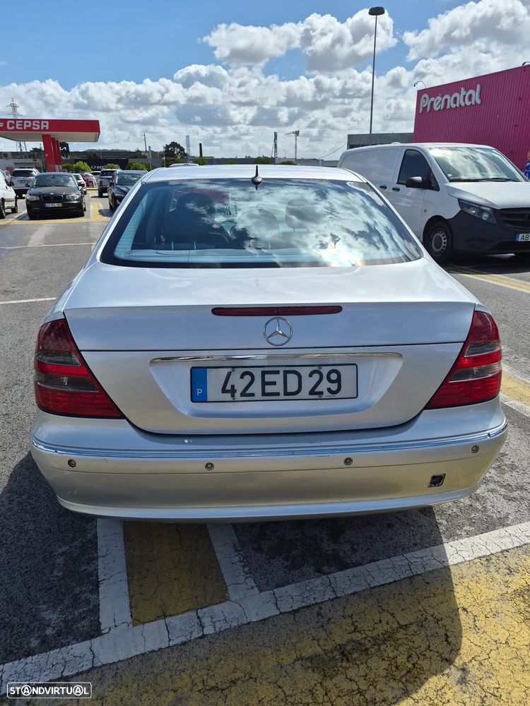 Mercedes-Benz E 220 CDI Avantgarde Aut. - 3
