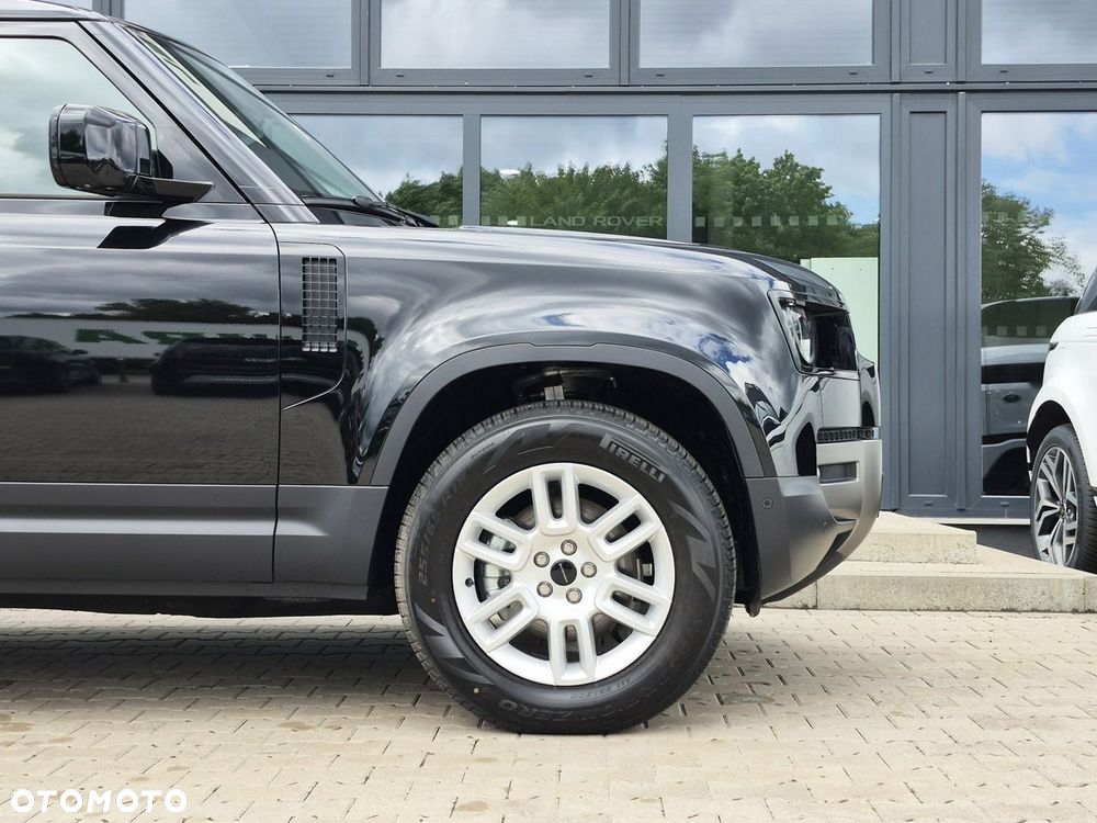 Land Rover Defender 110 D200 S - 8