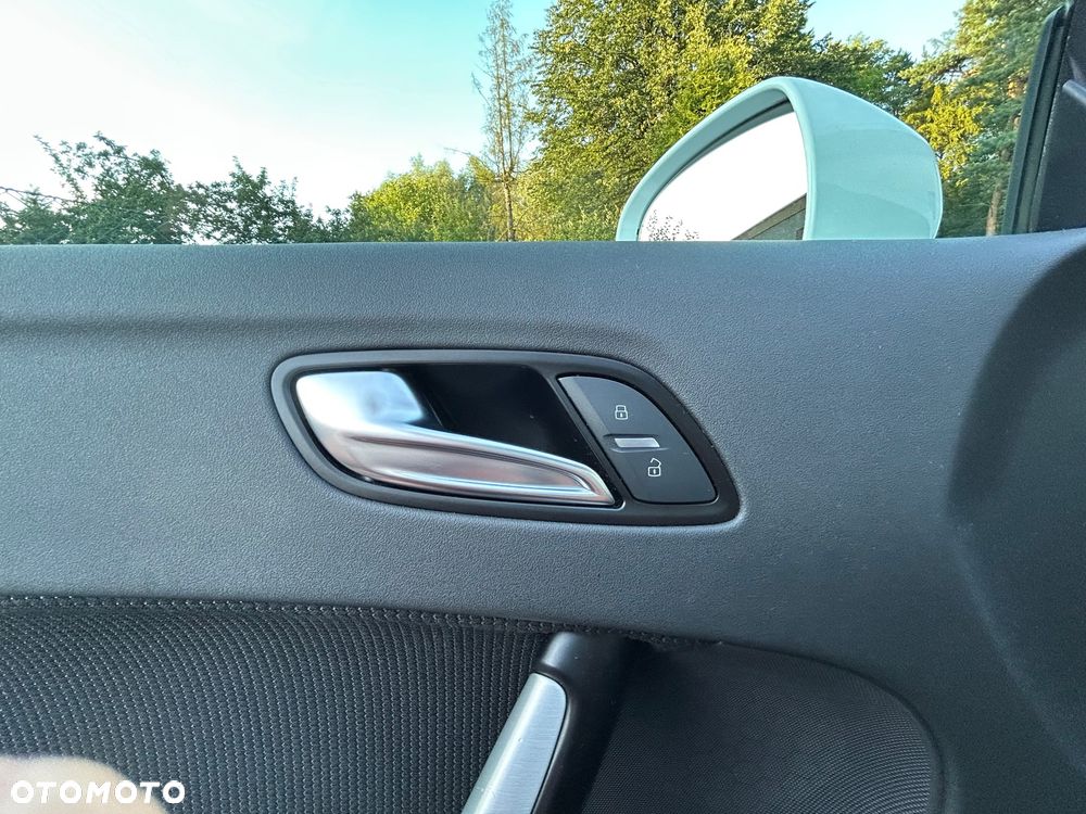 Audi TT Coupé 1.8 TFSI Progressive - 9