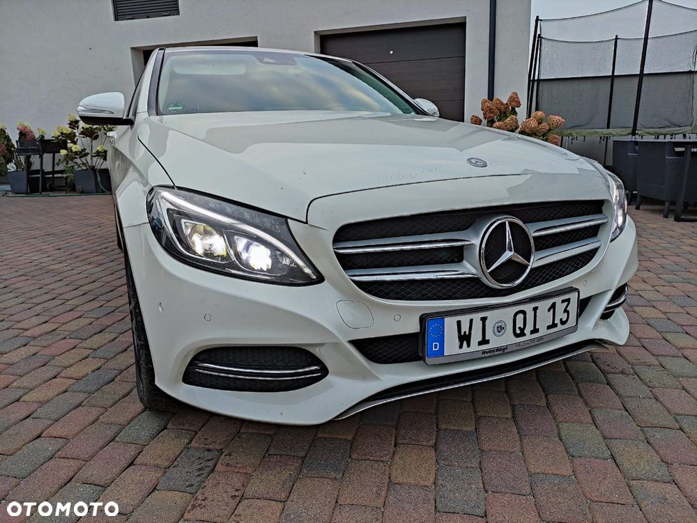 Mercedes-Benz Klasa C 300 BlueTEC Hybrid 7G-TRONIC Edition 1 - 35