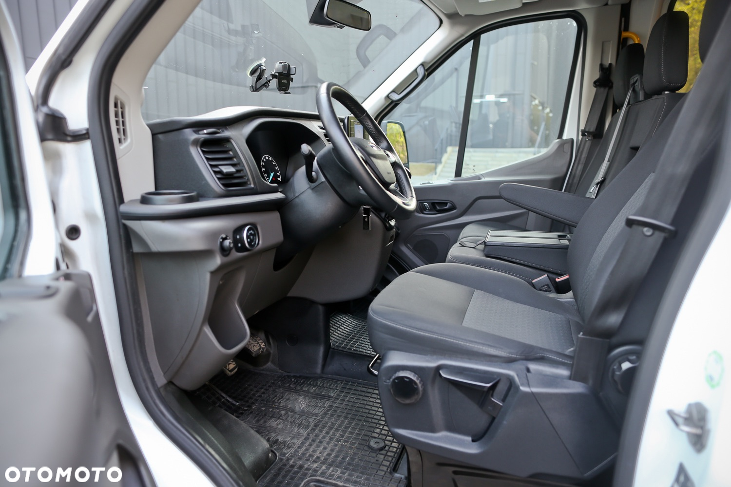 Ford Transit - 21