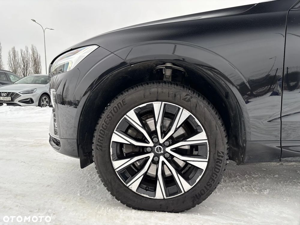 Volvo XC 60 B4 B Plus Dark - 18