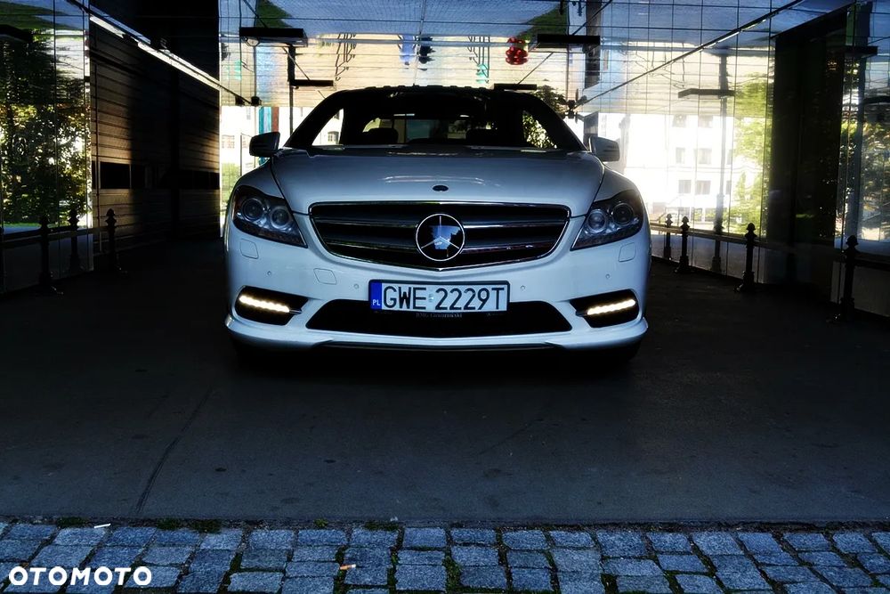 Mercedes-Benz CL 500 4Matic (BlueEFFICIENCY) 7G-TRONIC - 36