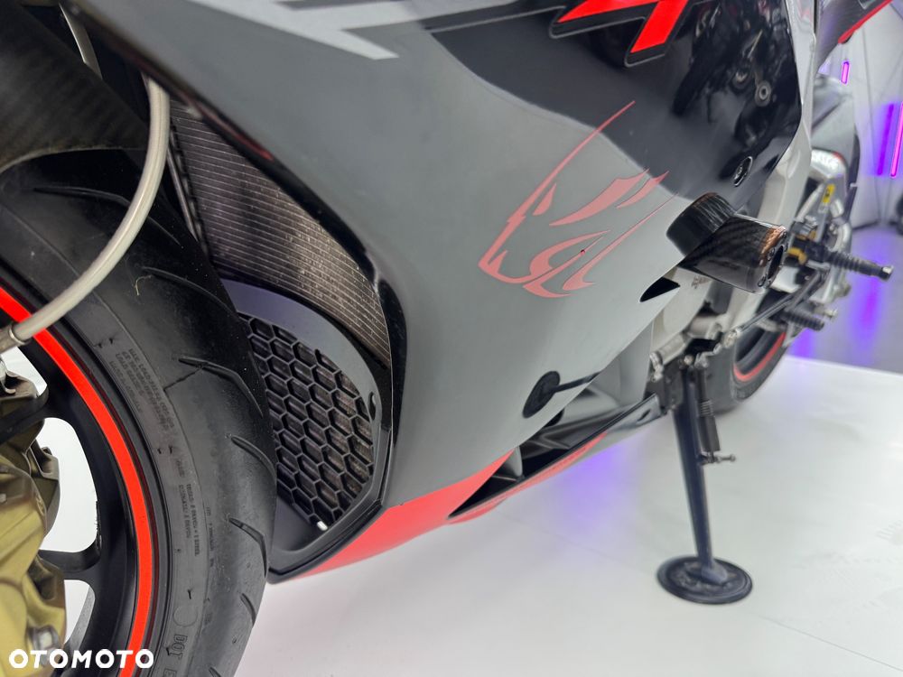 Aprilia RSV - 35