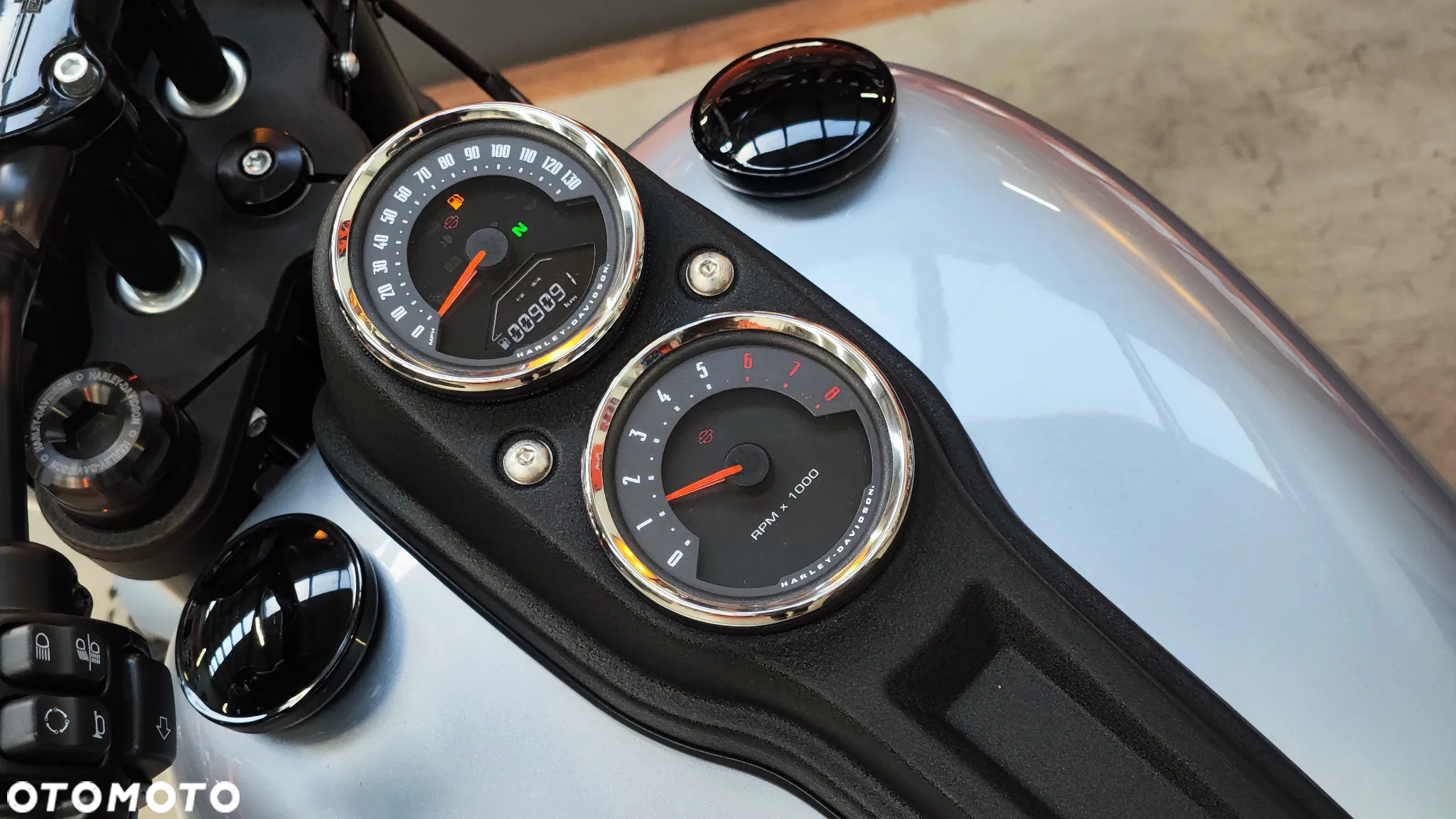 Harley-Davidson Dyna Low Rider - 28