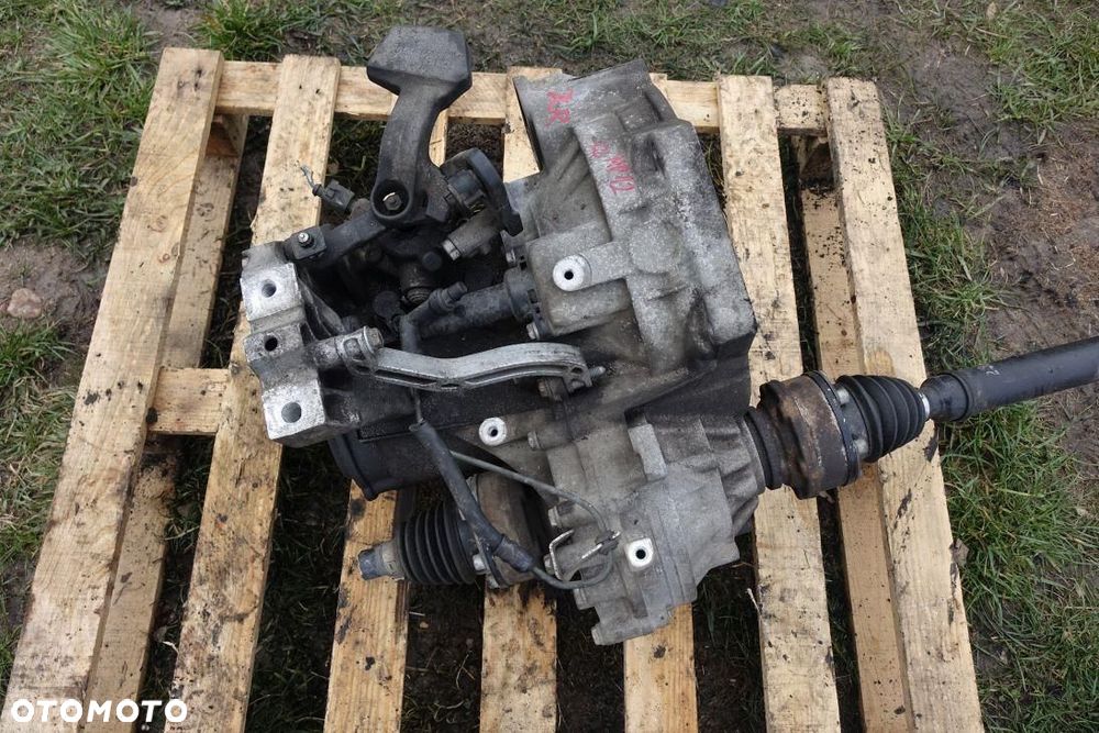 SKRZYNIA BIEGÓW MANUALNA JCR BXE GQQ 5B VW AUDI A3 8P 1.9 TDI JCR BXE GQQ - 3