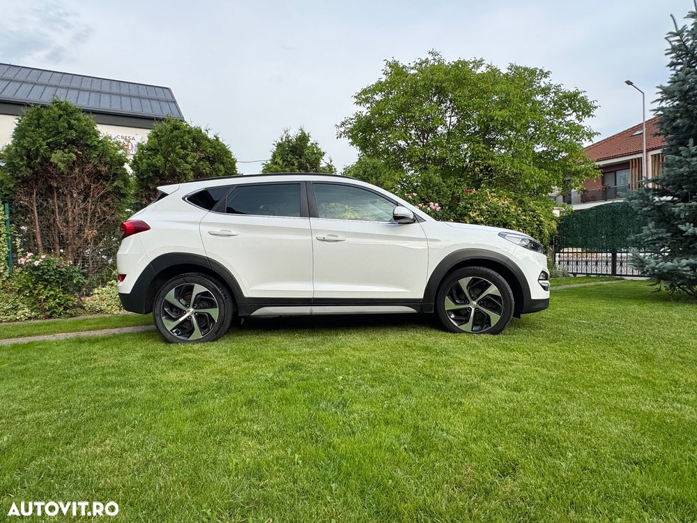 Hyundai Tucson - 38